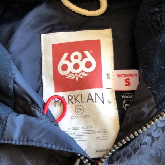 686 Parklan Insulated Jacket Size Small - Picture 2 of 6